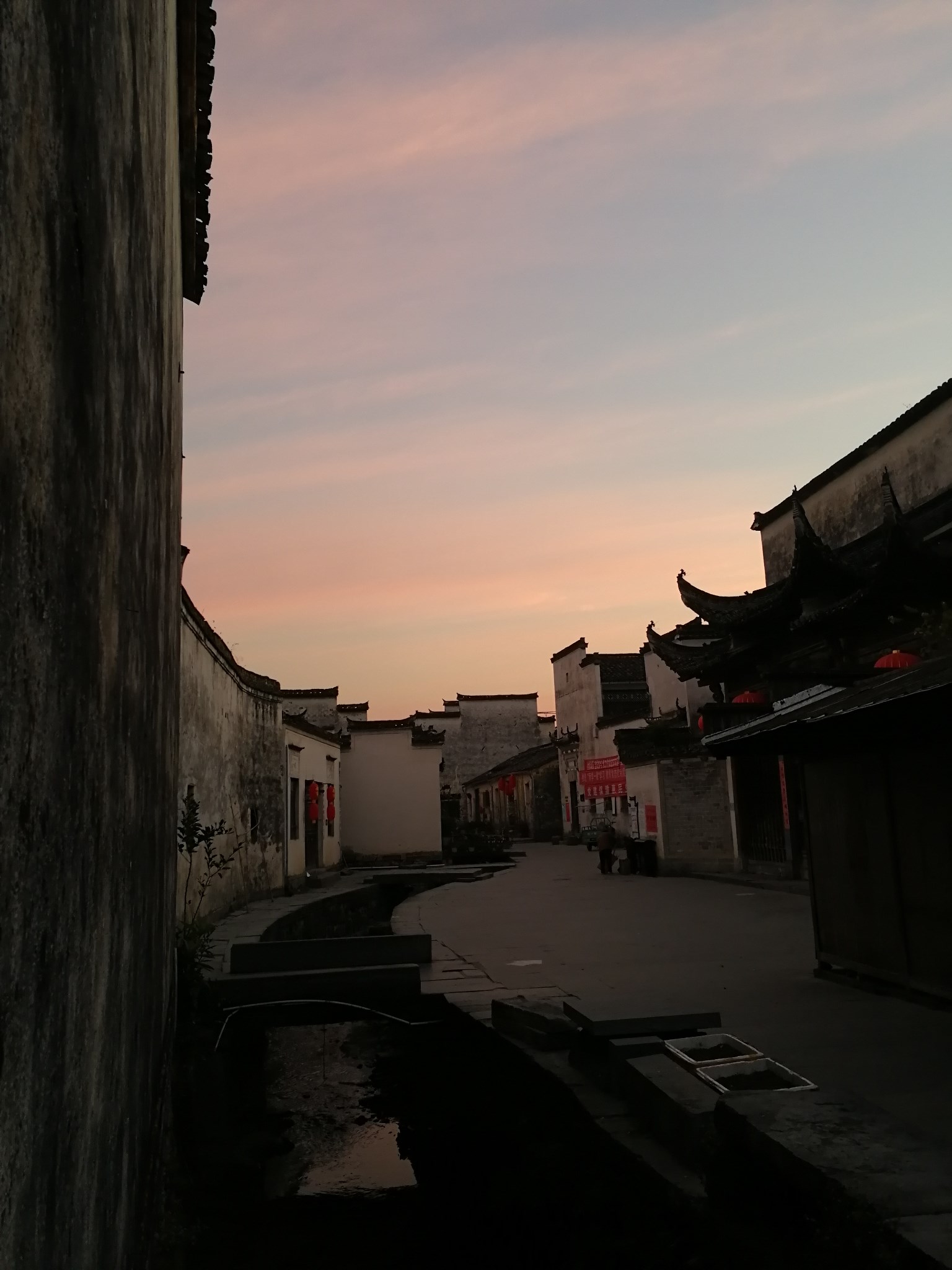 皖南人口音_皖南风景带人(3)