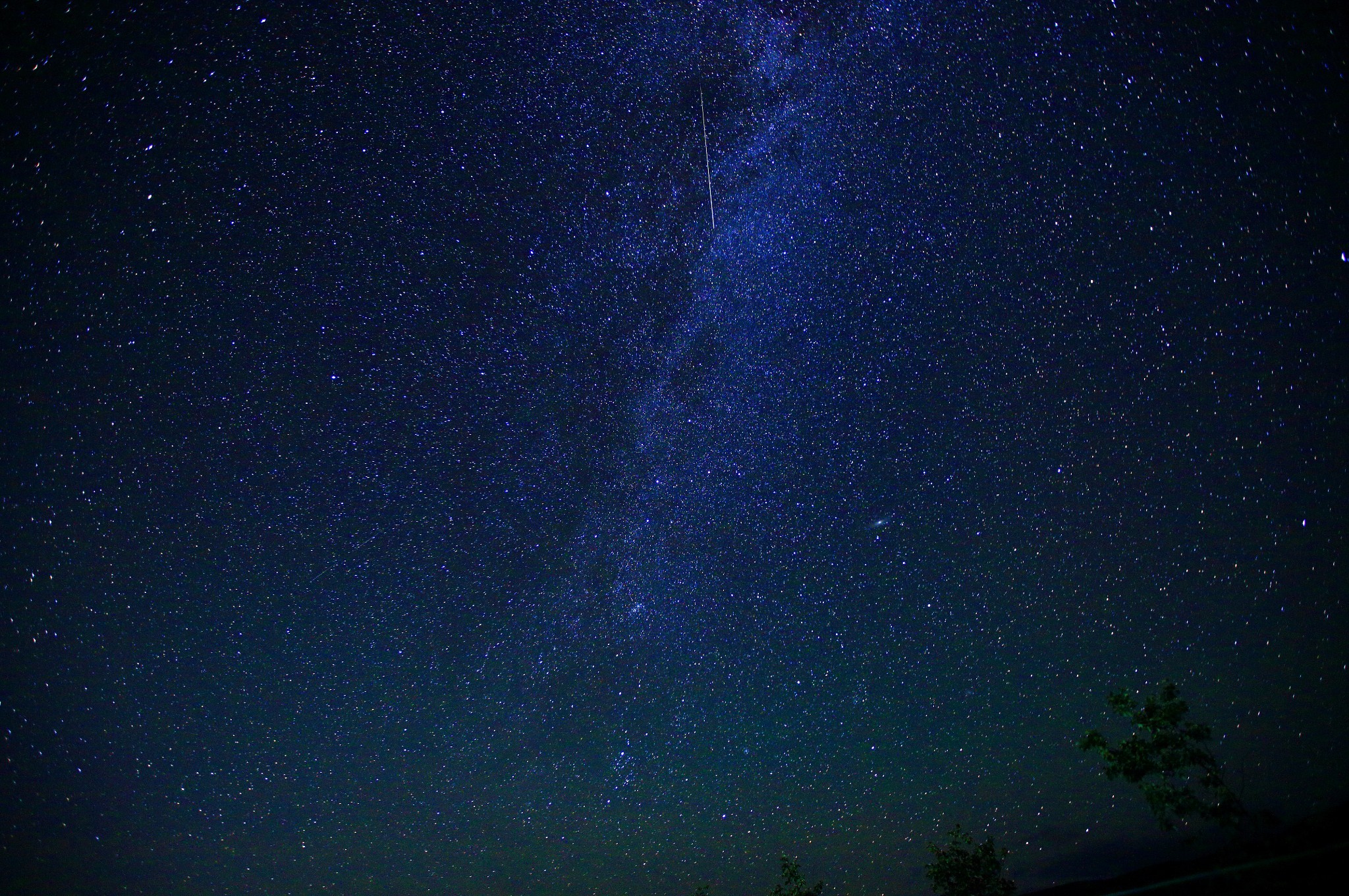 行走天山---夜宿星空下(伊犁琼库什台草原)