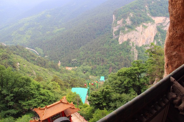 龙泉白云岩游玩攻略,龙泉白云岩景区