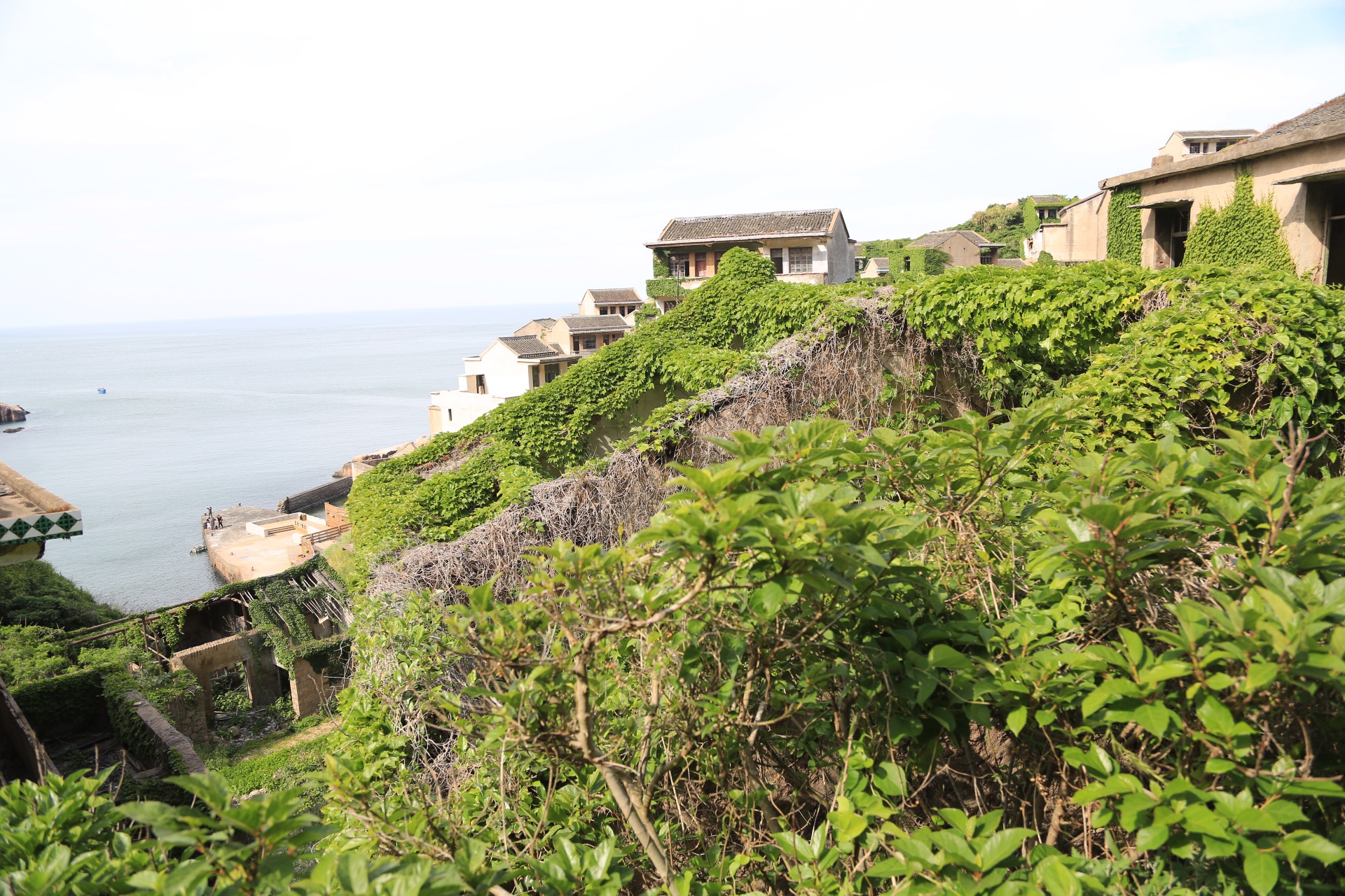 舟山嵊山枸杞岛后陀湾无人村——