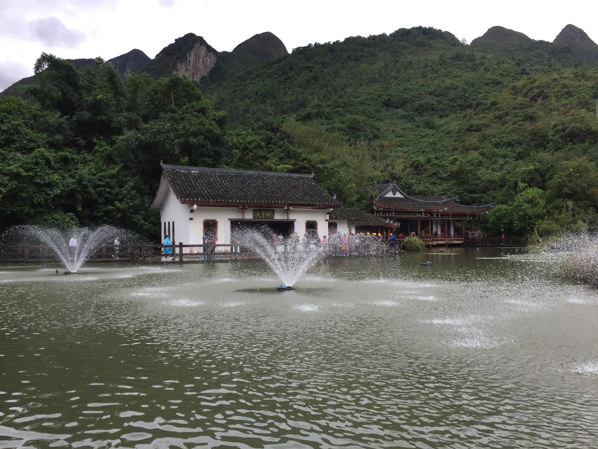 安顺有多少人口_车厘子安顺哪些地方有(3)