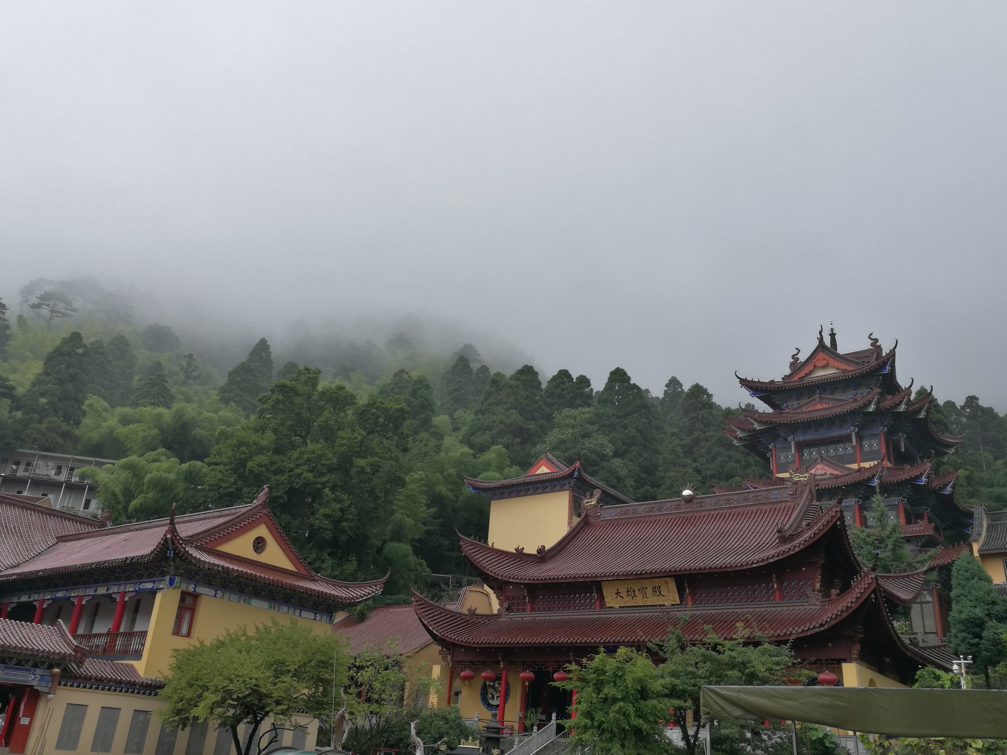 25  16:00  地点:天目山昭明禅寺      因缘际会得知这里,或因执念,与