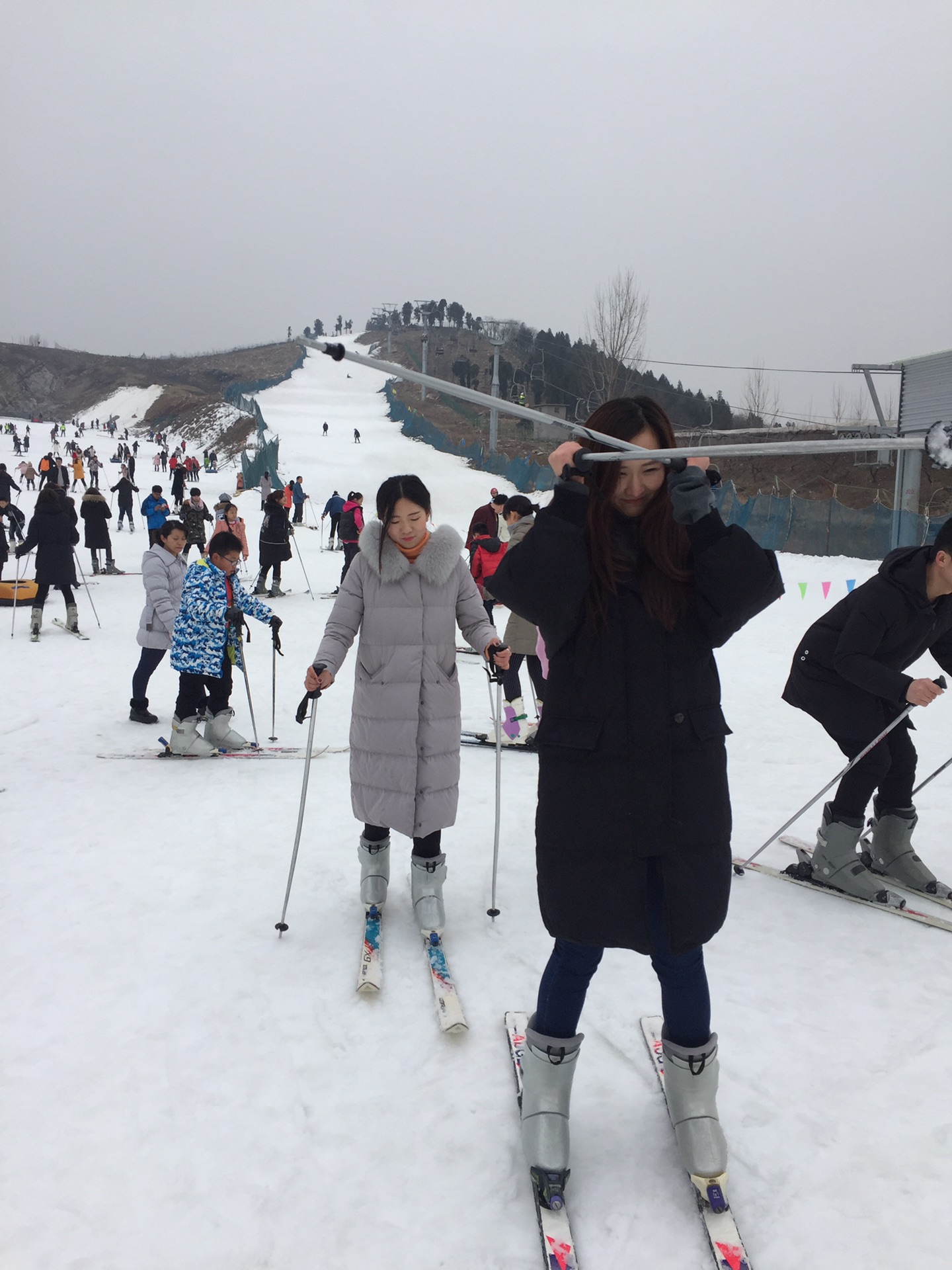 山东临沂茶山滑雪场