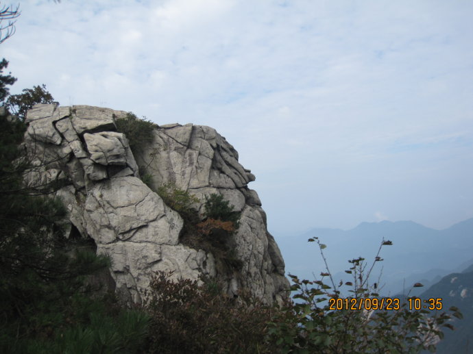 江津朱总人口_江津鼎山公园(3)