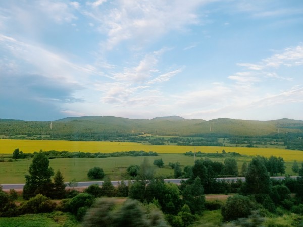 额尔古纳河右岸全文在线 wKgBEFtTRCGAHqhdABljBySQDDQ37.jpeg?imageView2%2F2%2Fw%2F600%2Fh%2F600%2Fq%2F90