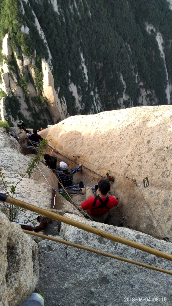 wKgBEFtEpnWAMHWyAAhVz-Amkg417.jpeg?imageView2%2F2%2Fw%2F600%2Fh%2F600%2Fq%2F90