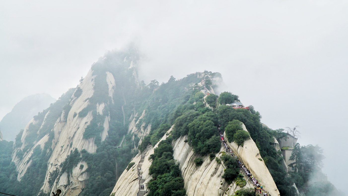 西峰人口多么_华山西峰(3)