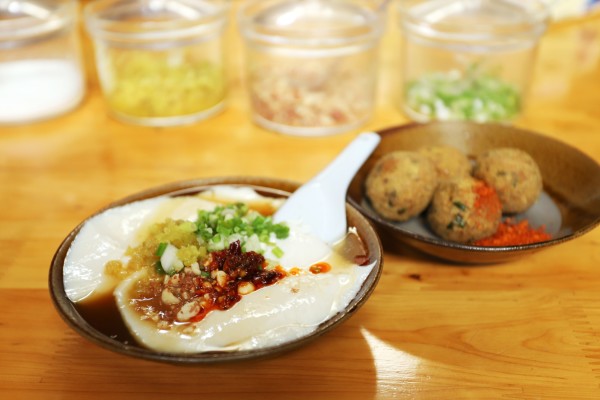 山上的美食推荐 wKgBEFs9mrCAM-GQAAV6FWAWUIY15.jpeg?imageView2%2F2%2Fw%2F600%2Fh%2F600%2Fq%2F90