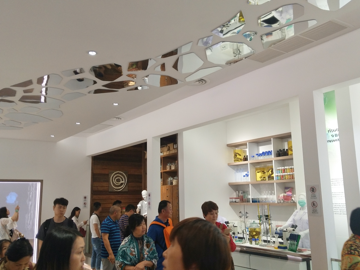 王权免税店老总_泰国王权免税店(3)