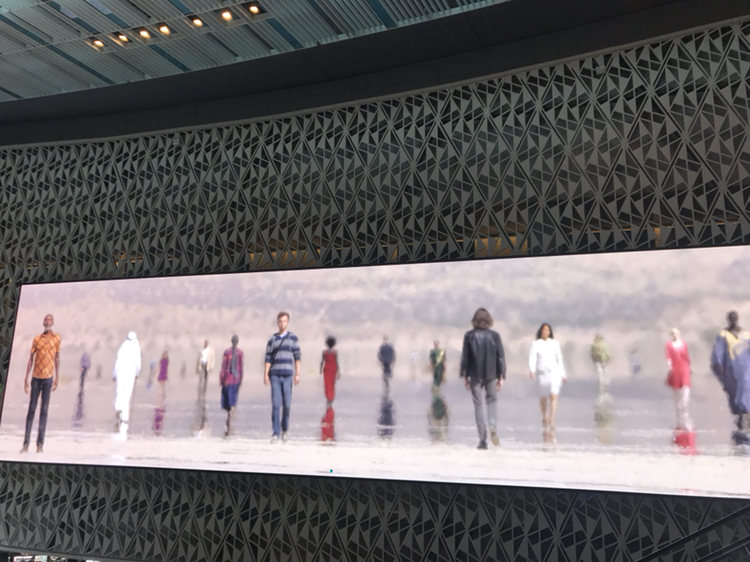 多哈 哈马德机场转机 1小时15分钟够吗?