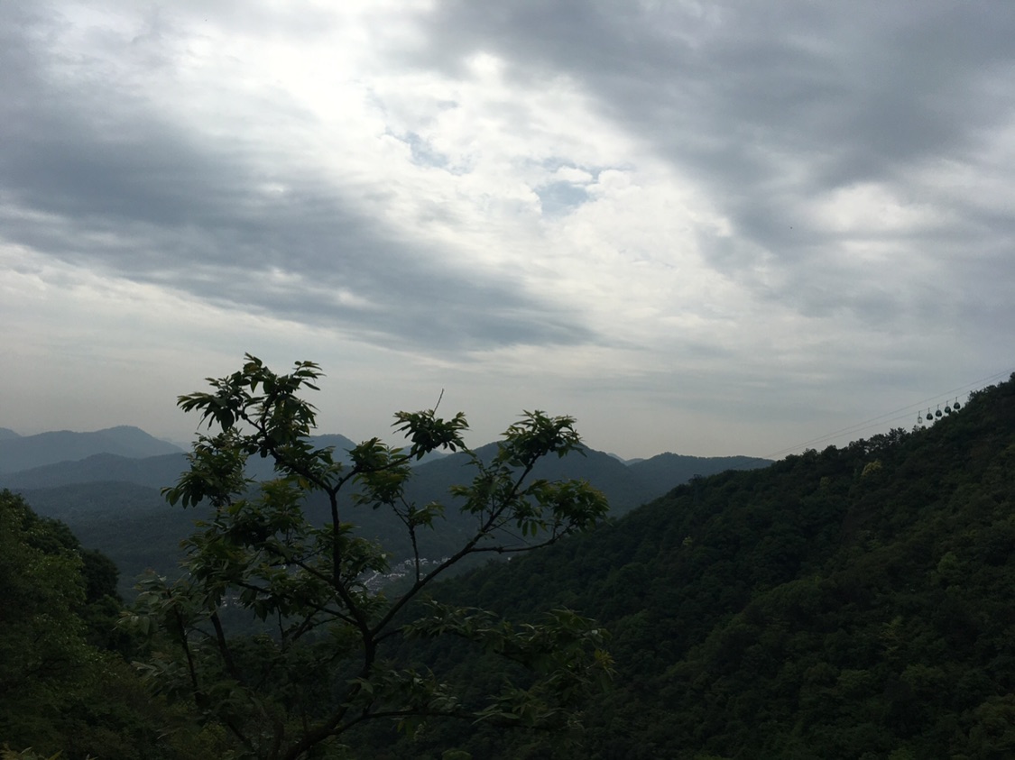 爬北高峰从哪边上去比较好，北高峰登山路线