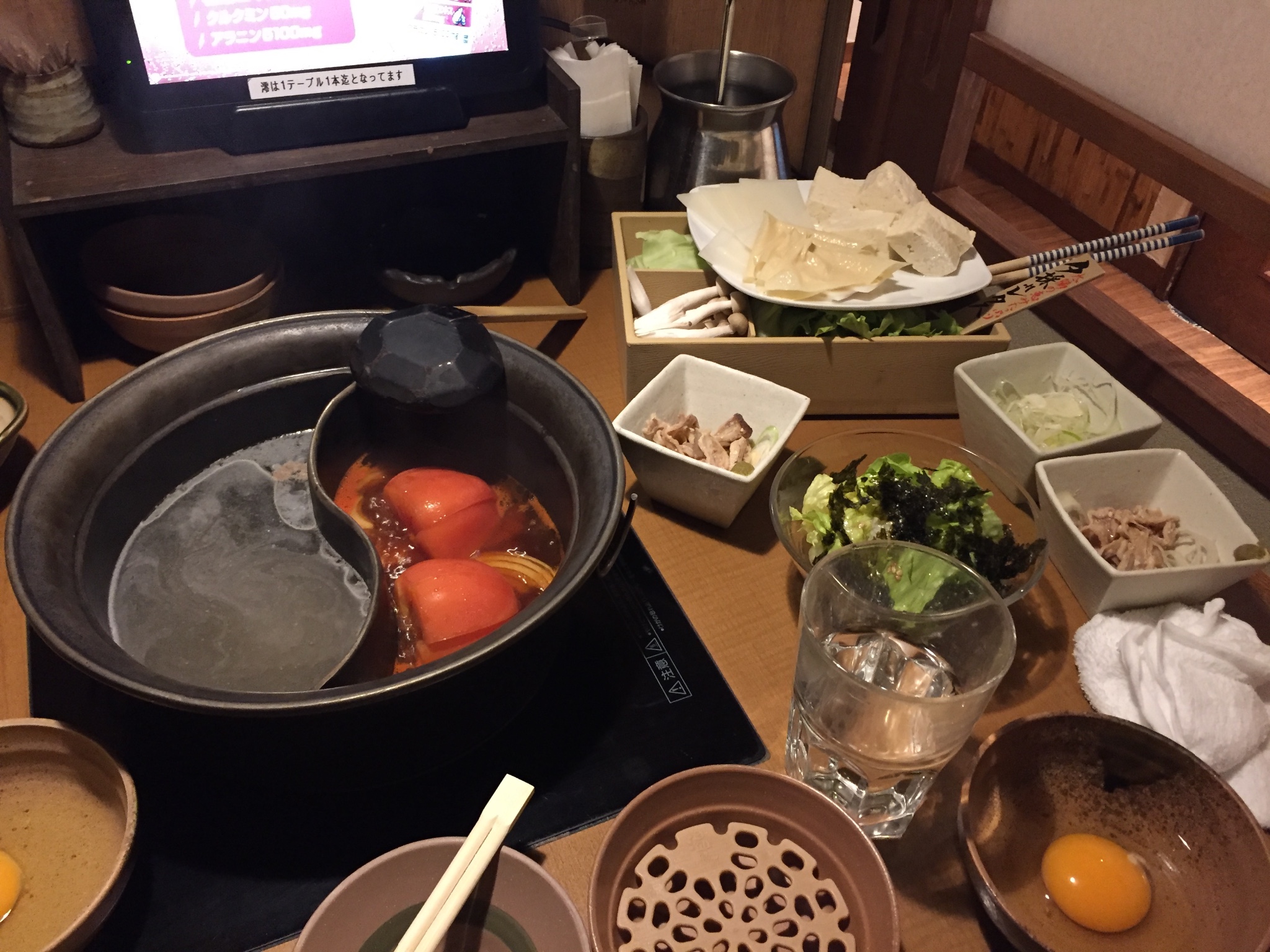 痛风能吃什么食物表图_人均6000能吃到什么(2)