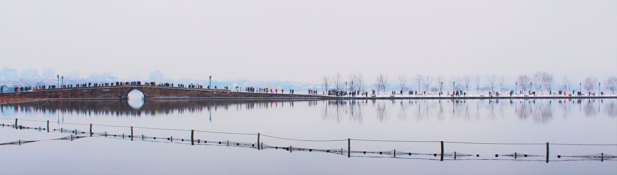 西湖断桥残雪怎么去