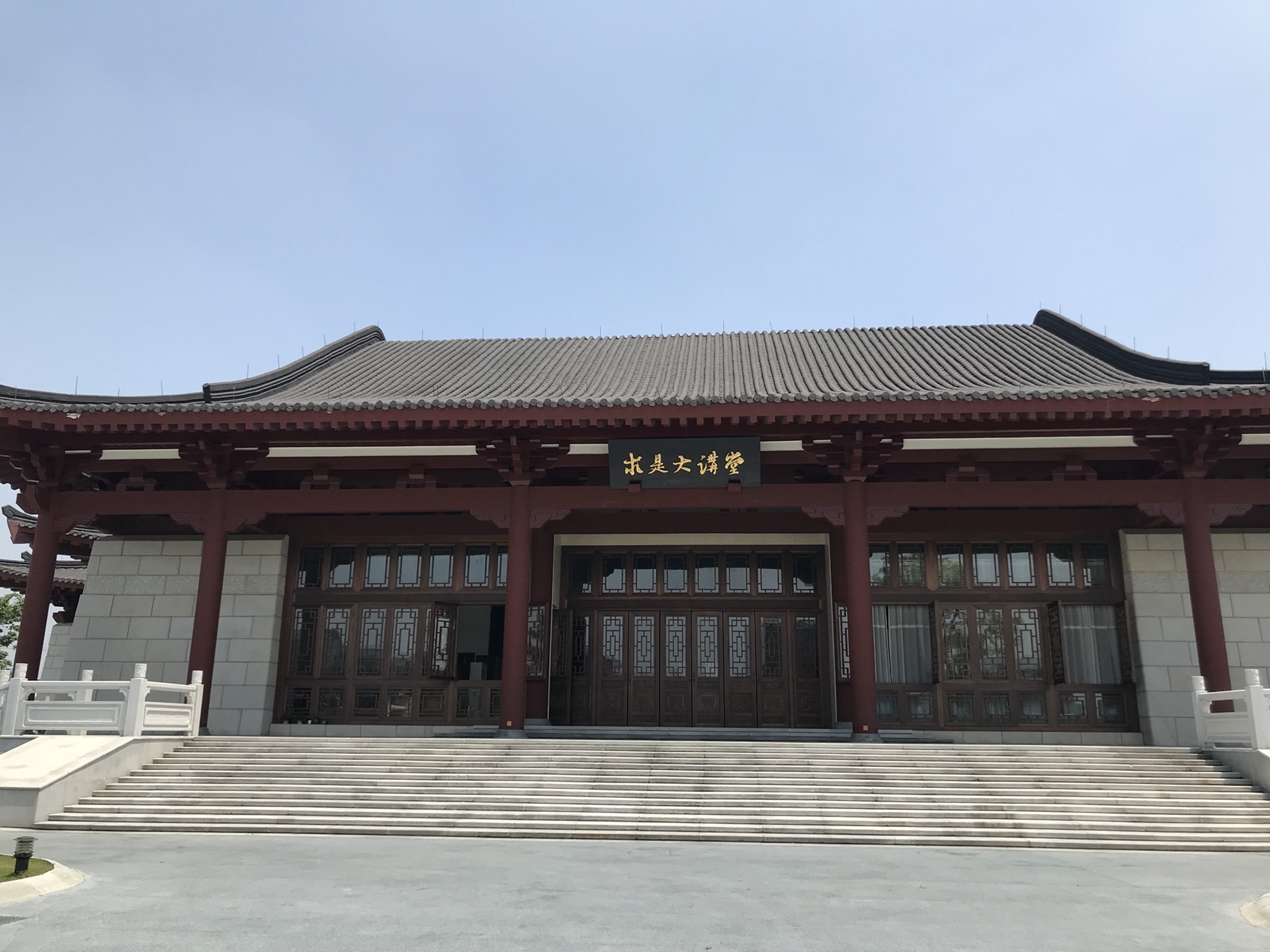 浙江大学让参观吗,浙江大学风景,浙江大学有几个校区 浙江大学让参观吗,浙江大学风景,浙江大学有几个校区