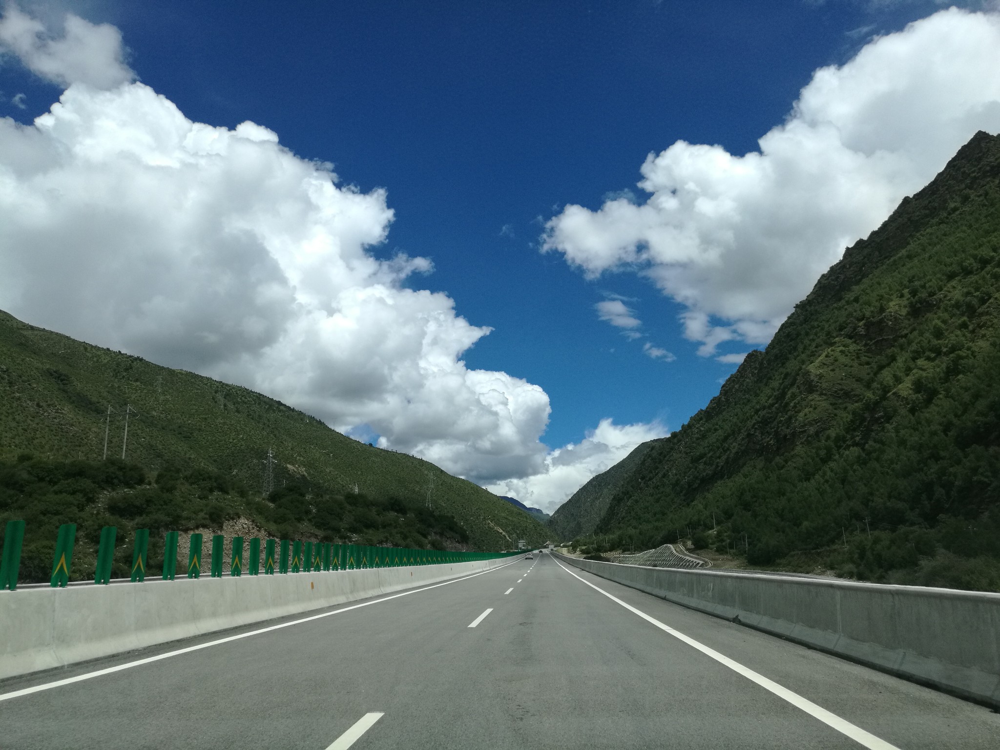 wKgED1uY2HuAUHmpAAmnr3Efn4007.jpeg?imageView2%2F2%2Fw%2F600%2Fh%2F600%2Fq%2F90