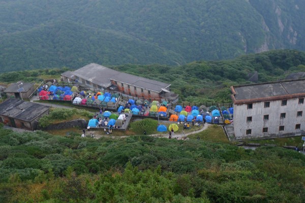 怎么搭帐篷在水泥地 wKgED1u50k-AWfj9AAwz9yGyCwk31.jpeg?imageView2%2F2%2Fw%2F600%2Fh%2F600%2Fq%2F90
