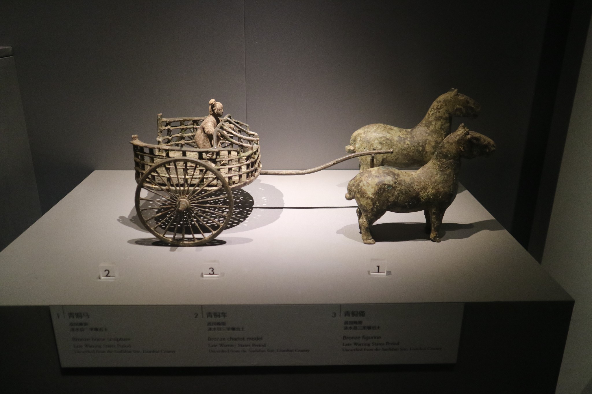 梦境双象，当兵与养鱼的深层寓意