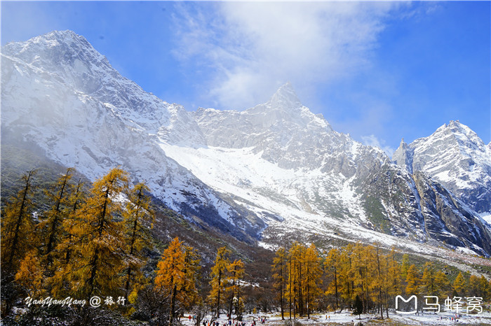 燕子岩窝景区        