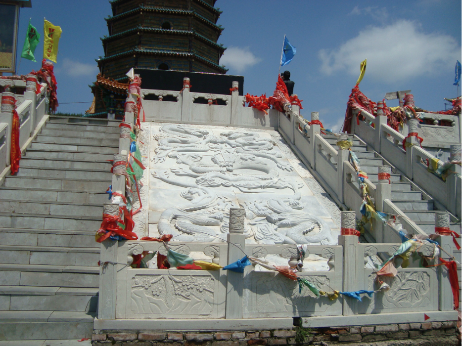 wKgB3FICX4qAEqboAA0v6E8K8Pk87.jpeg?imageView2%2F2%2Fw%2F600%2Fq%2F50