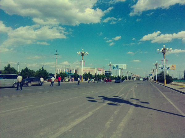伊宁市有多少人口_还原一个普通新疆人的真实家居生活(3)