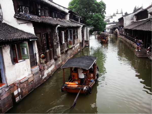 杭州怎么到乌镇西栅 wKgB4lJES3iAP9_xAAvjA02Pjqo04.jpeg?imageView2%2F2%2Fw%2F600%2Fh%2F600%2Fq%2F90