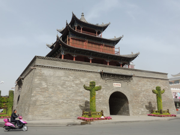 成语拼命猜墓碑酒泉_酒泉卫星发射中心(3)