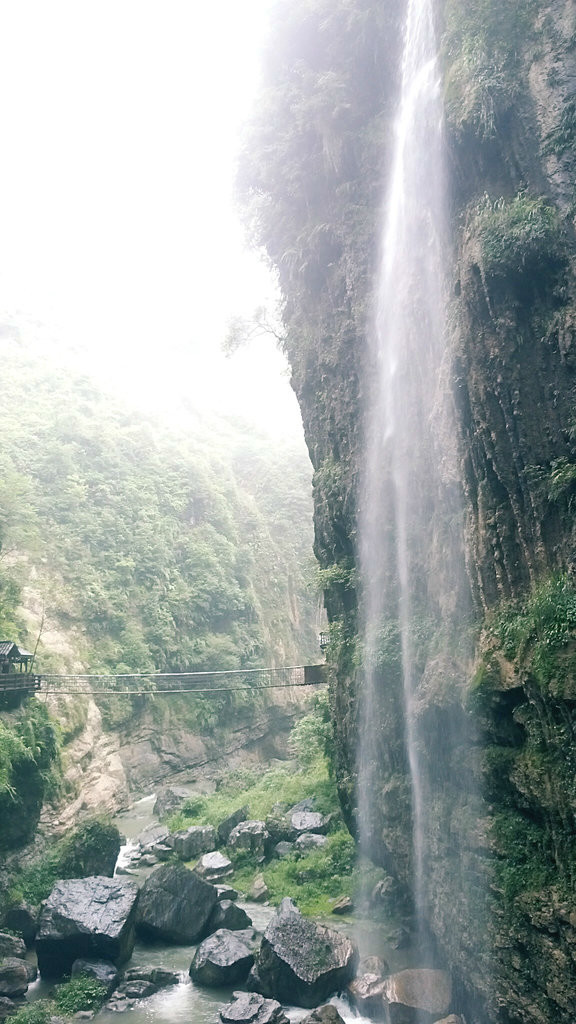 下雨天神农架游玩攻略,下雨天去神农架好玩吗