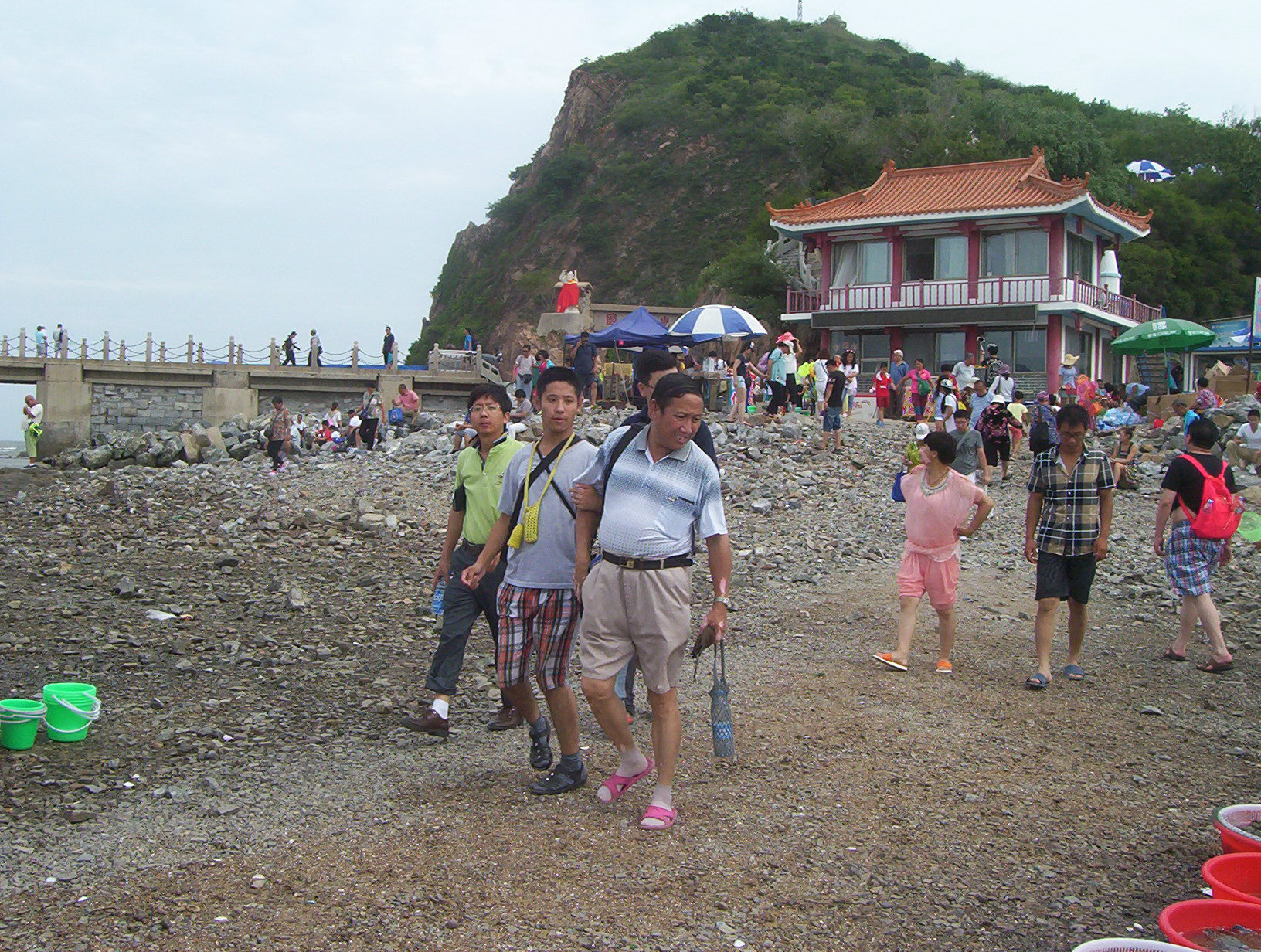 锦州笔架山,辽沈战役纪念馆,配水池,白沙湾—辽宁海滨游之二《脑瘫