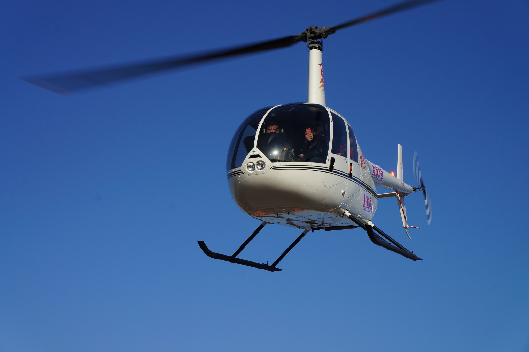 wKgBpVWTf1OAIx0OAAQx1CB1D8840.jpeg?imageView2%2F2%2Fw%2F600%2Fh%2F600%2Fq%2F90