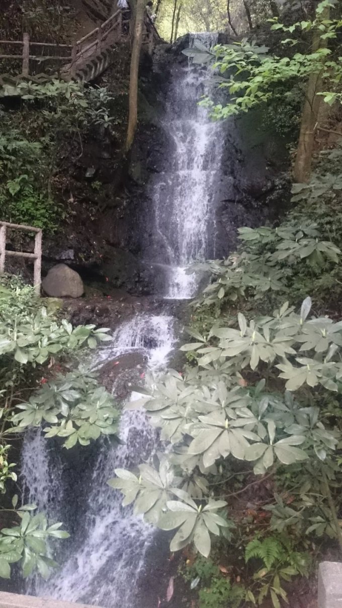 4月18日九溪十八涧西湖宋城音乐喷泉妹妹喜欢九溪烟树,原始别墅西安聚吧新青年自然图片