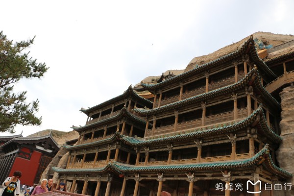 云岗石窟好还是悬空寺好 wKgBs1deG5mAKHHaAAiYt1b7zCo99.jpeg?imageView2%2F2%2Fw%2F600%2Fh%2F600%2Fq%2F90