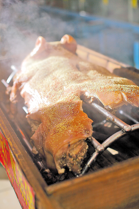 深圳出发顺德周庄逢简水乡舌尖盛宴均安蒸猪清晖园品美食一日游水乡