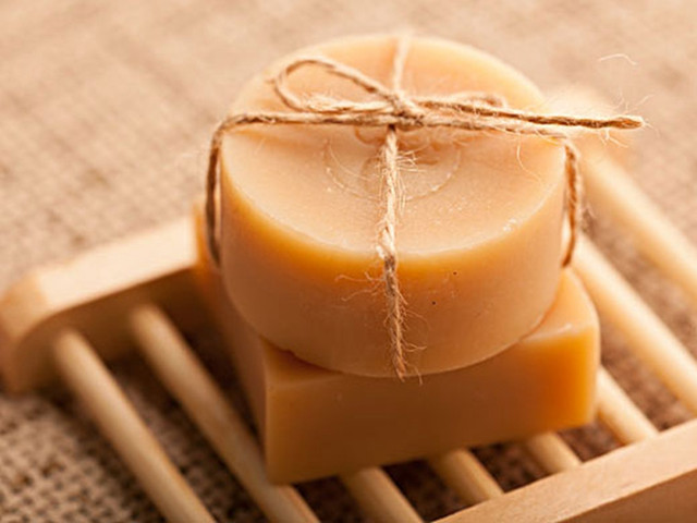 清迈哪里有特产手信买~还有请问砍价怎样砍