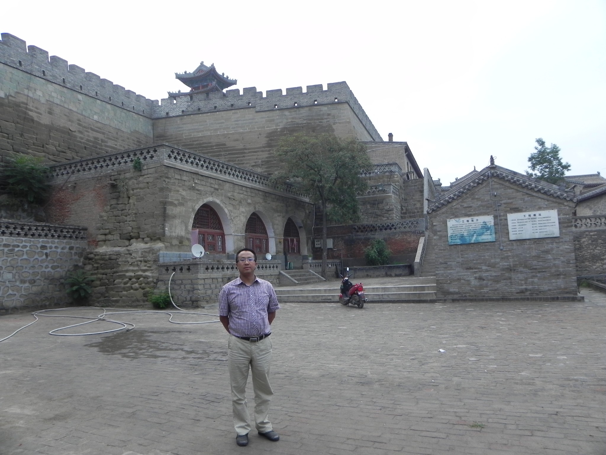 游历陕西之十四--府谷千佛洞--一个人的朝圣