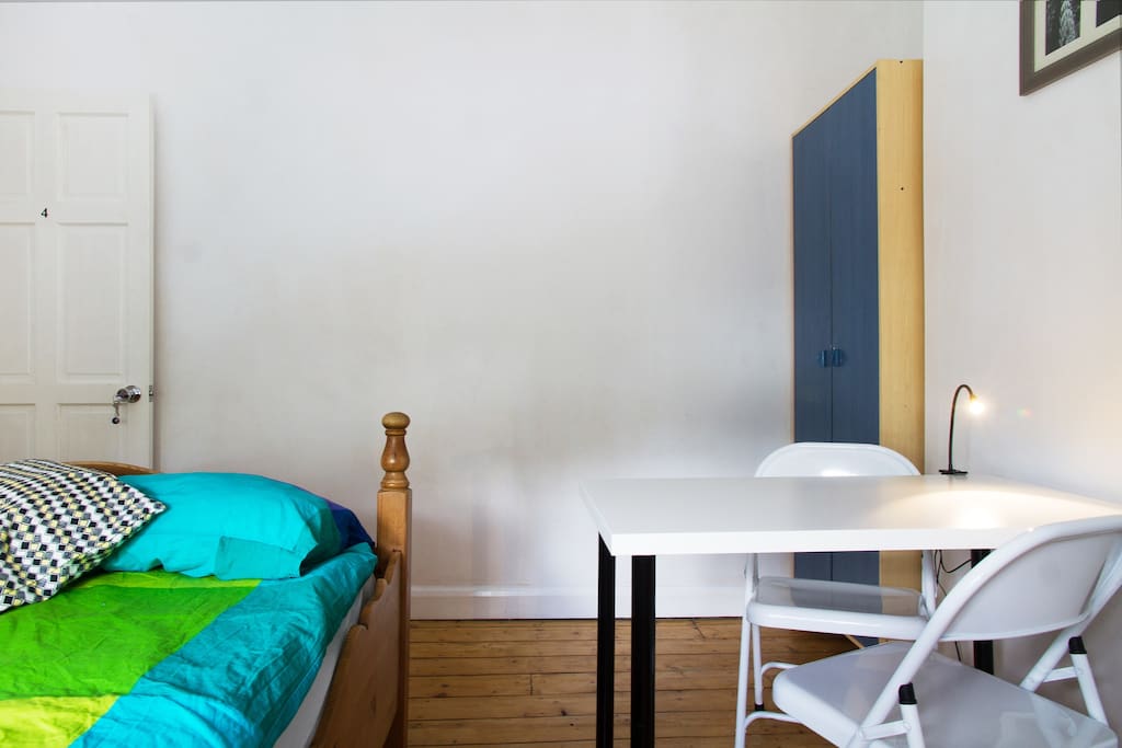 bedsit in big victorian house