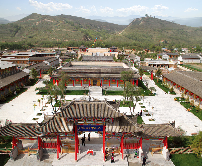 Huzhu Tu Ethnic Tours