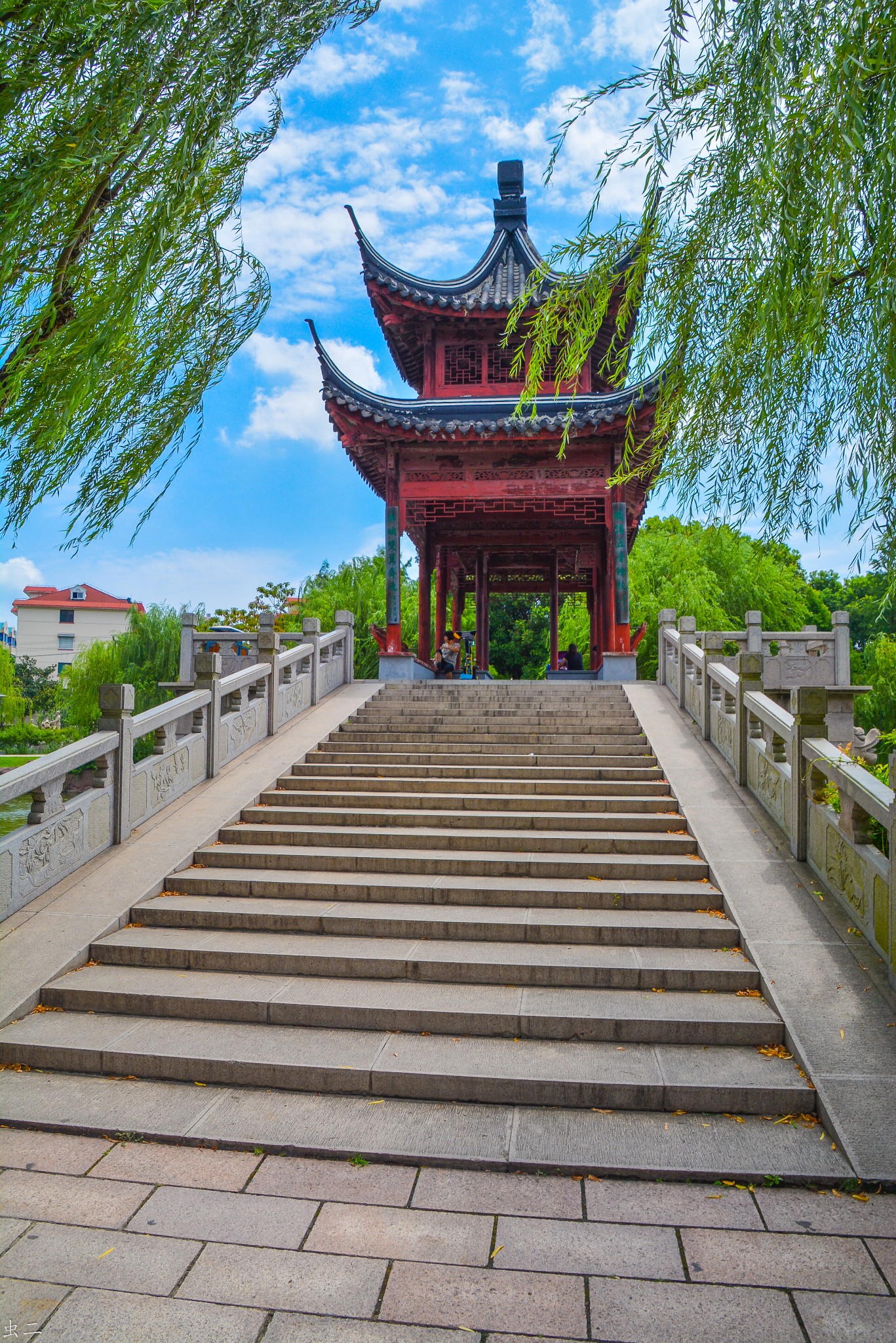 古華公園 古華公園是上海市奉賢區十大旅遊景點之一,位於奉賢區南橋鎮