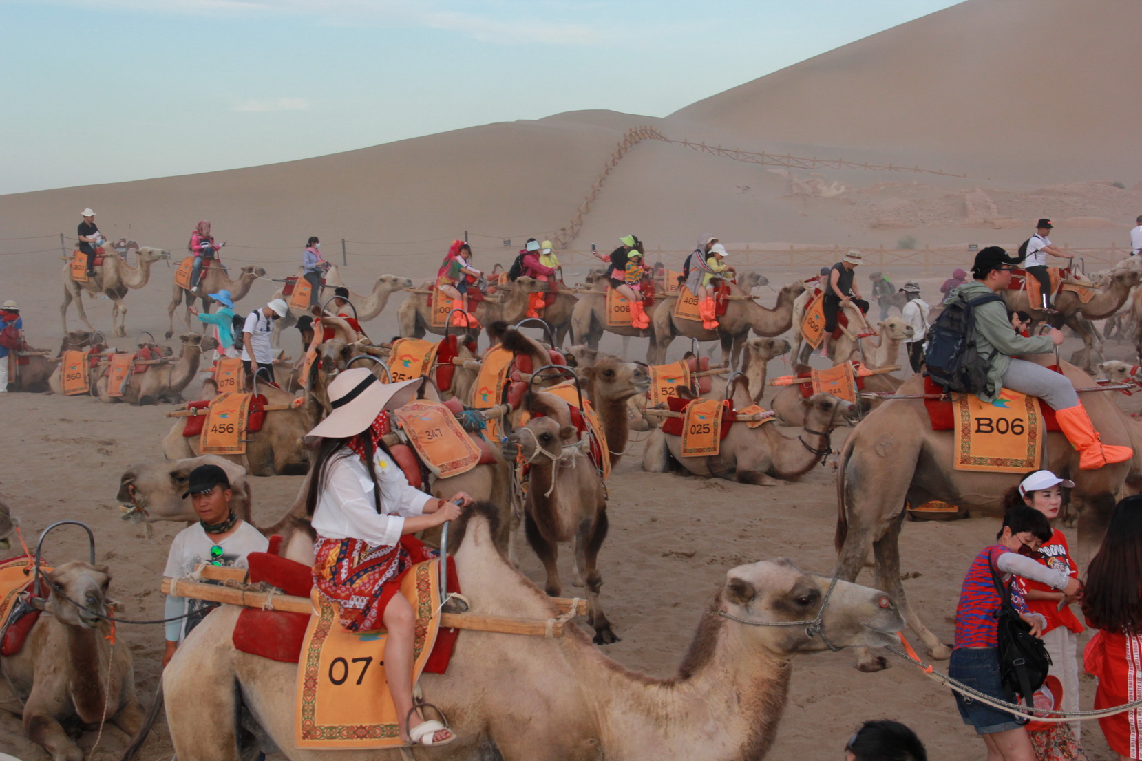 Dunhuang Mingsha Mountain