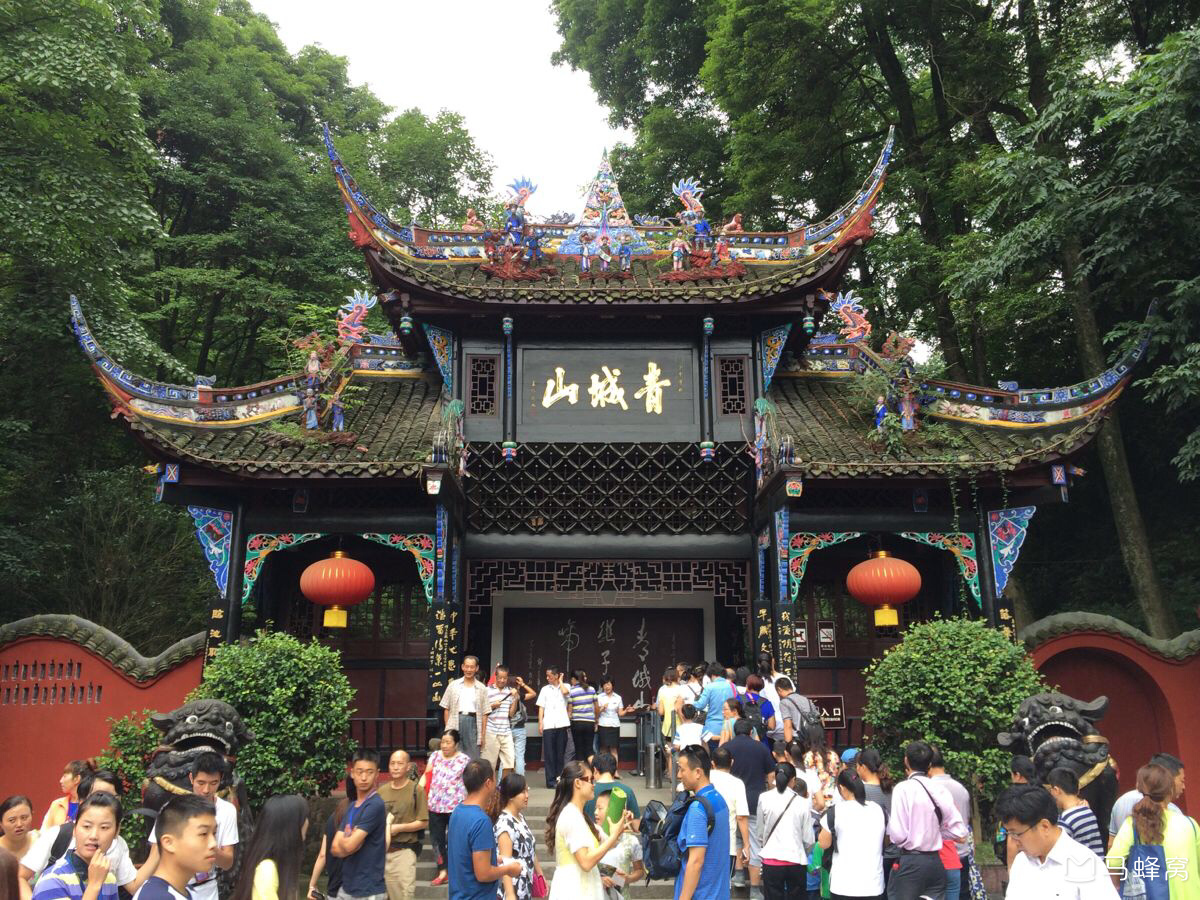 清明节前带父母去成都,行程4～5天,路线怎么规划?