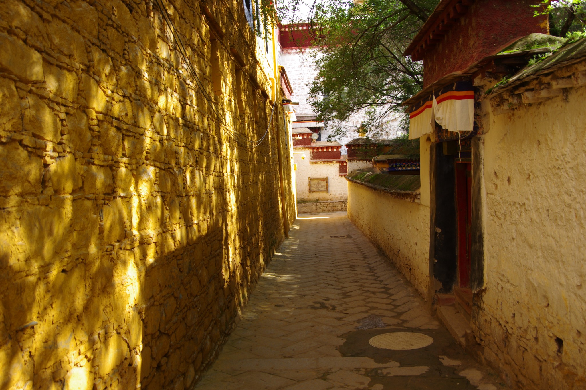  Sera Monastery