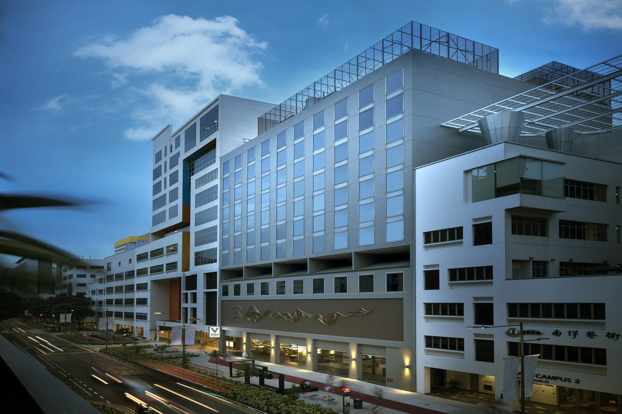 新加坡威大酒店 - 明古连