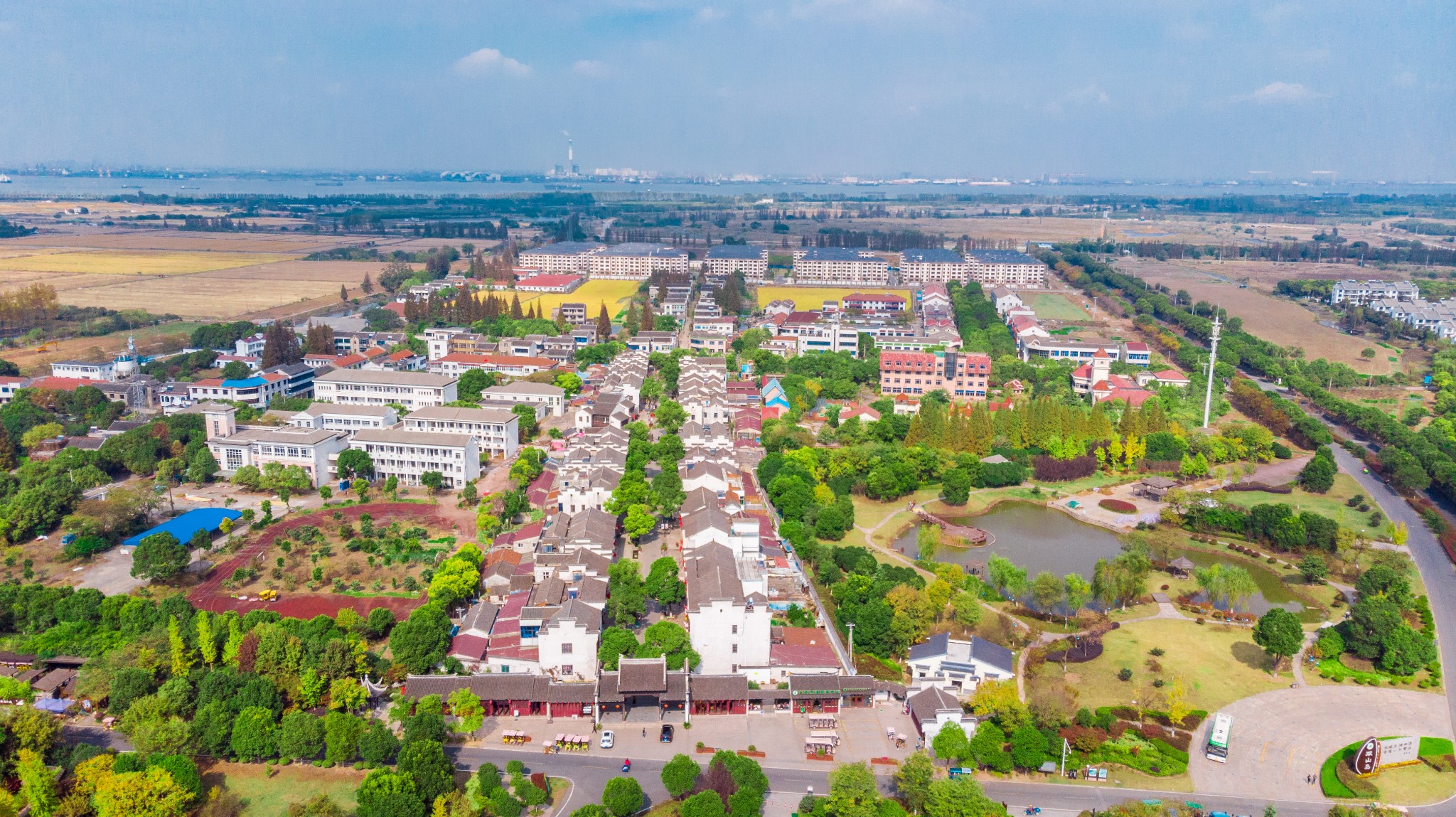 游走最美沙洲,一场邂逅江南晚秋的旅行(含人像拍摄技巧)