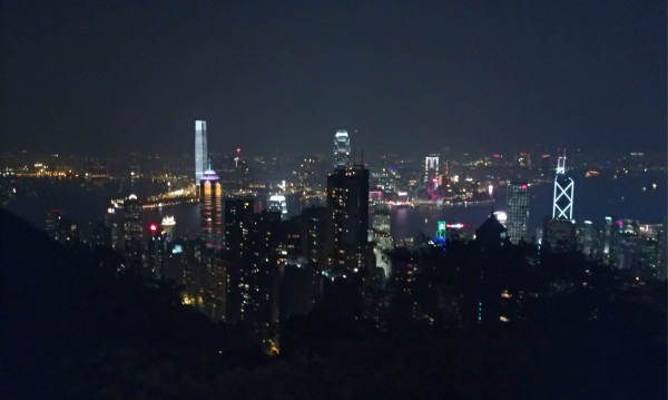 旅游夜景拍照片发抖音文案 wKgB3FB-p72v_i6QAAUD_iP7O-U85.jpeg?imageView2%2F2%2Fw%2F600%2Fq%2F90