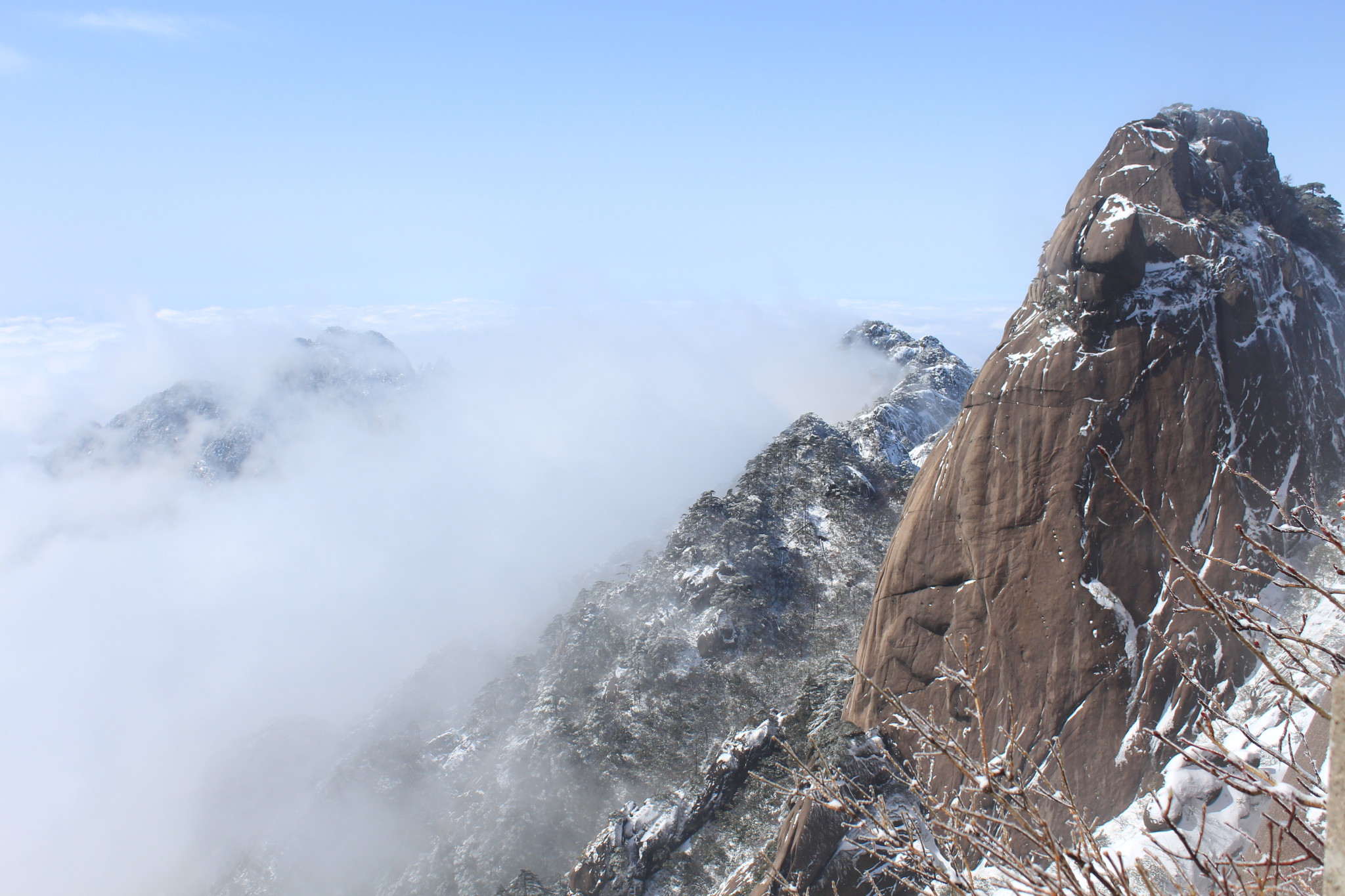 2014年2月雪后登黄山,看日出,云海