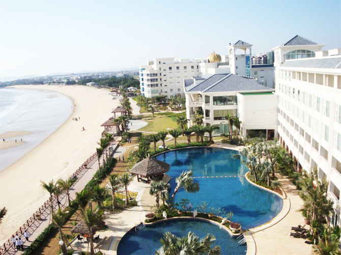 泉州崇武西沙湾假日酒店