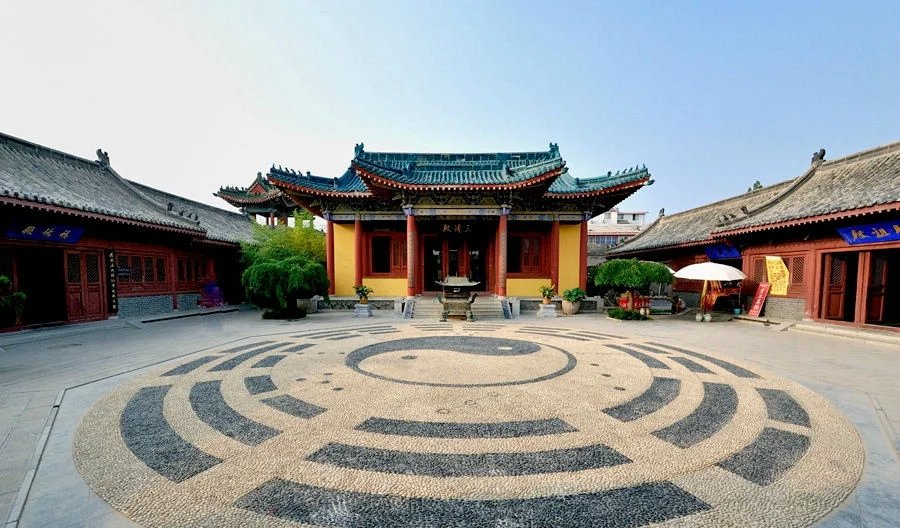 主体建筑三清殿